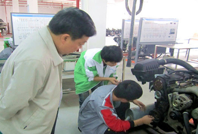 開陽職業(yè)技術學校2020年各專業(yè)學費好多?